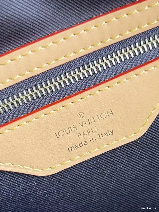 WIS LOUIS CITE VUITTON 0604